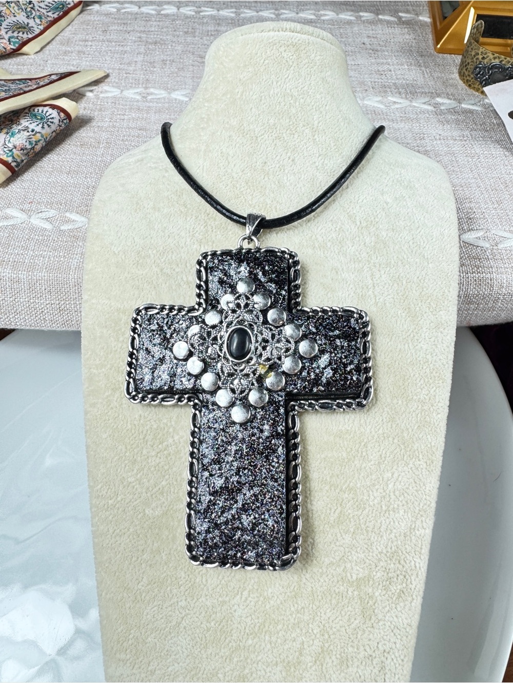 Black Cross Pendant Necklace - Fashion Women Jewelry